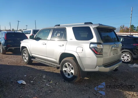 2024 Toyota 4Runner Sr5 из США, поврежденный, VIN JTEMU5JR3R6250581
